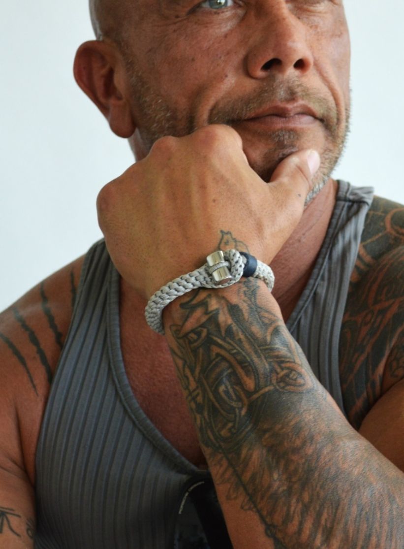 Brahman Cobra Licht Grijs